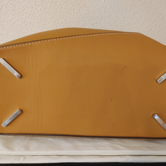 Loewe Large Puzzle Edge In Tan - Picture 7 of 15